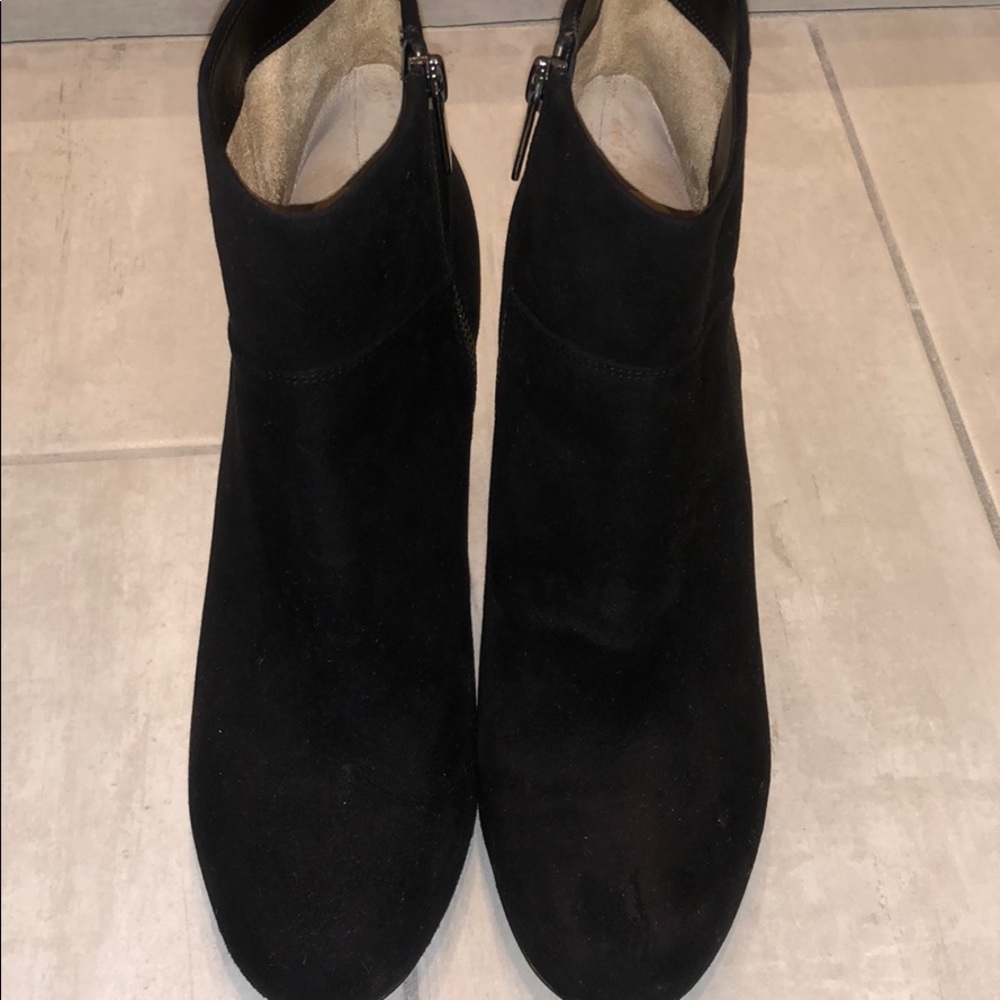 Black booties Michael Kors